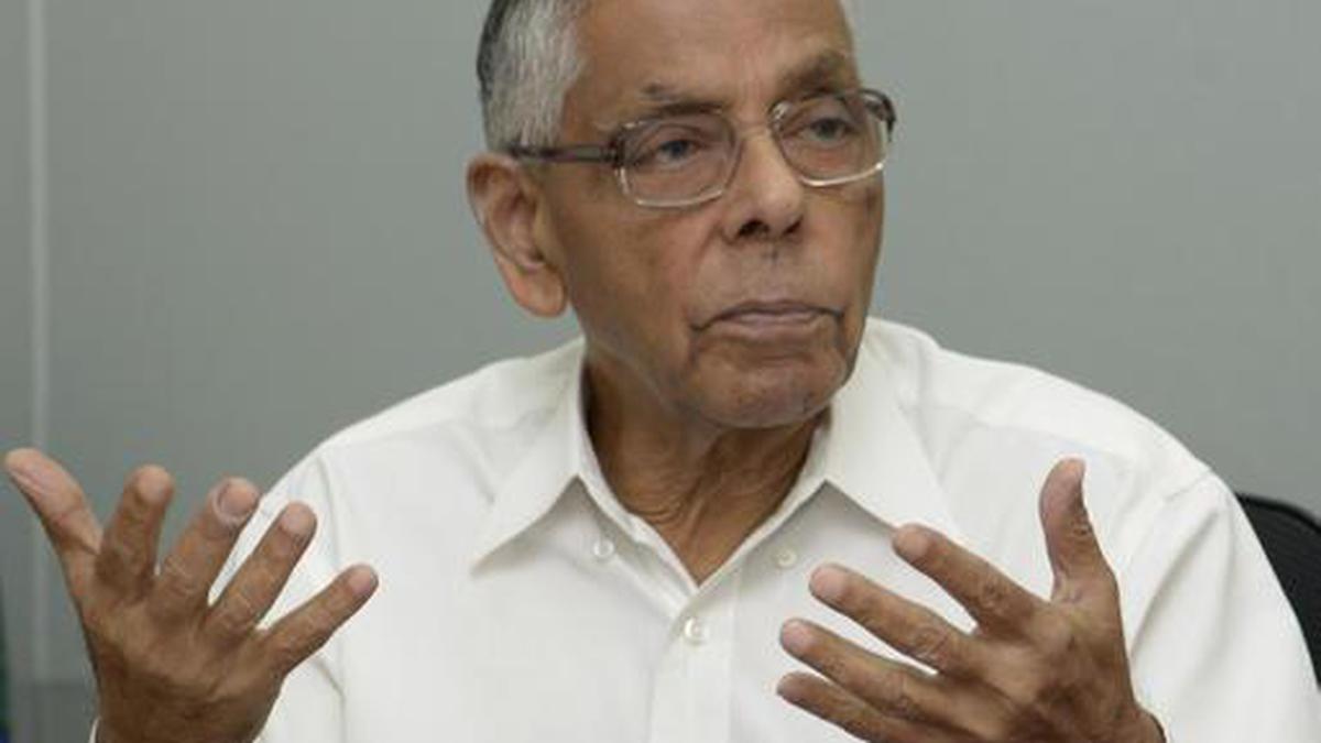 West Bengal Governor M. K. Narayanan visits The Hindu Centre - The ...